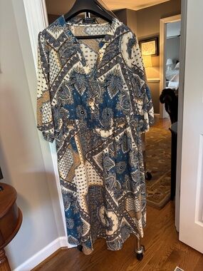 BloomChic Teal, Cream and Gold Printed Midi Dress